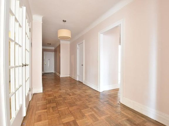3rd image of 865 W End Ave APT 7A