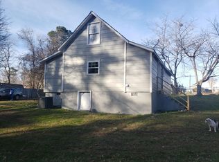 403 Lynch St, Apex, NC 27502