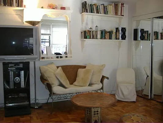 Rented by Oxford Property Group | media 4