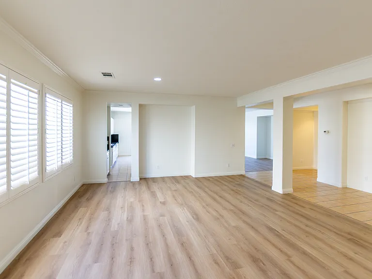 14281 Desert Rose St — Photo 3