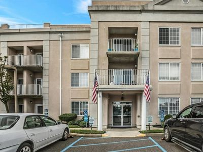 54 School Street #223, Westbury, NY, 11590