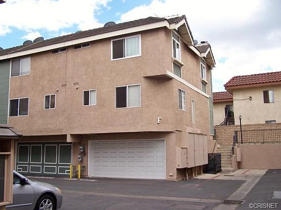 4th image of 8958 Burnet Ave Unit F1