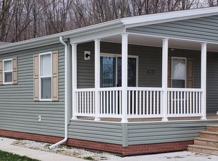 3924 Shoreham St, Jackson, MI 49201