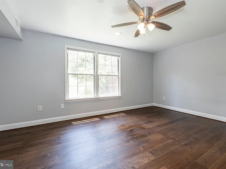 702 Quince Orchard Blvd #P-2 — Photo 16