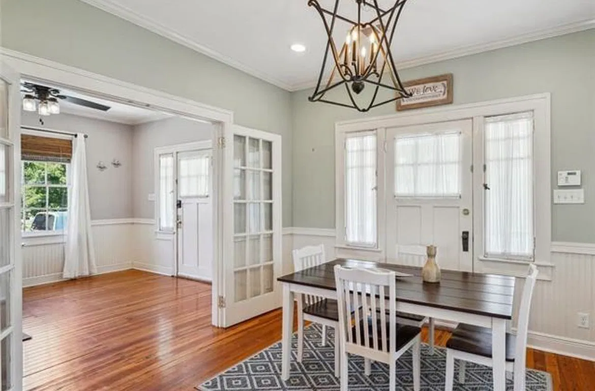 3 bed, 1600 sqft, $2,500 — Photo 3