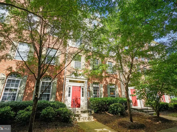 5605 Harrington Falls Ln Unit E, Alexandria, VA 22312
