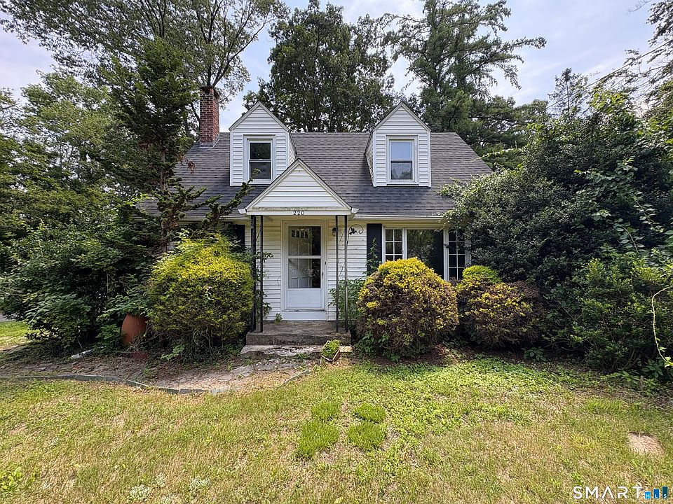1st image of 220 School St