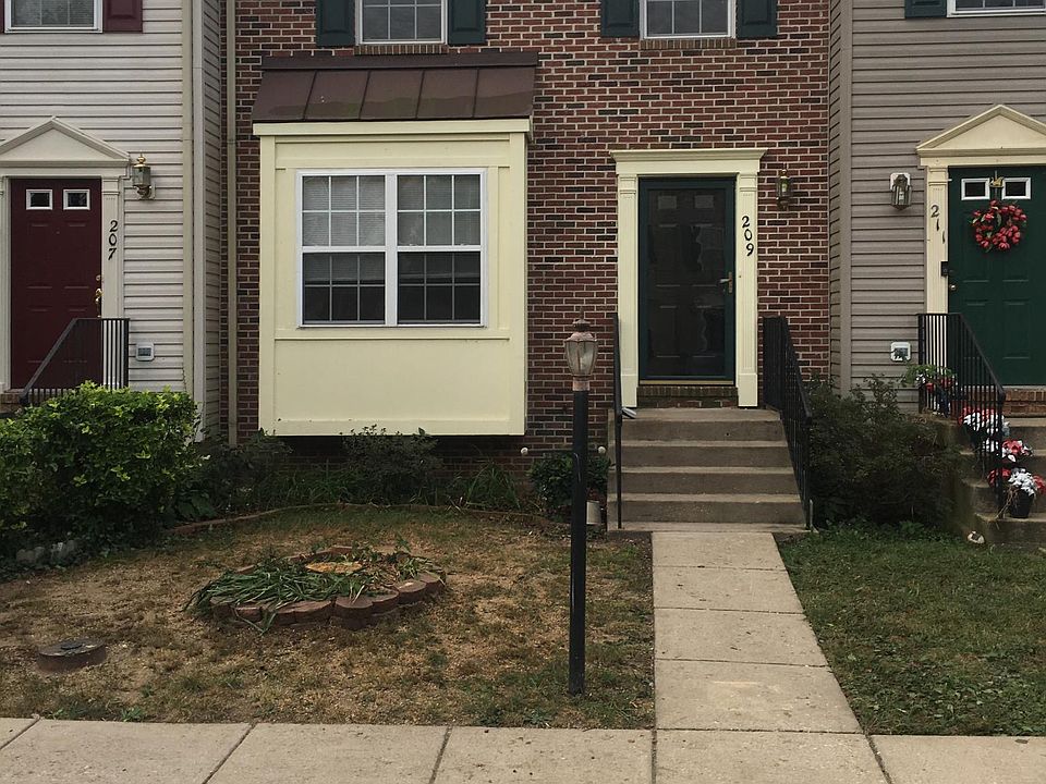 1st image of 209 Regina Ln