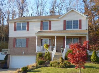 116 Rustic Ridge Dr, Pittsburgh, PA 15239