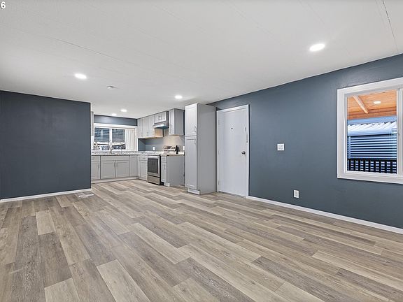 5th image of 3921 E Fourth Plain Blvd Unit 58