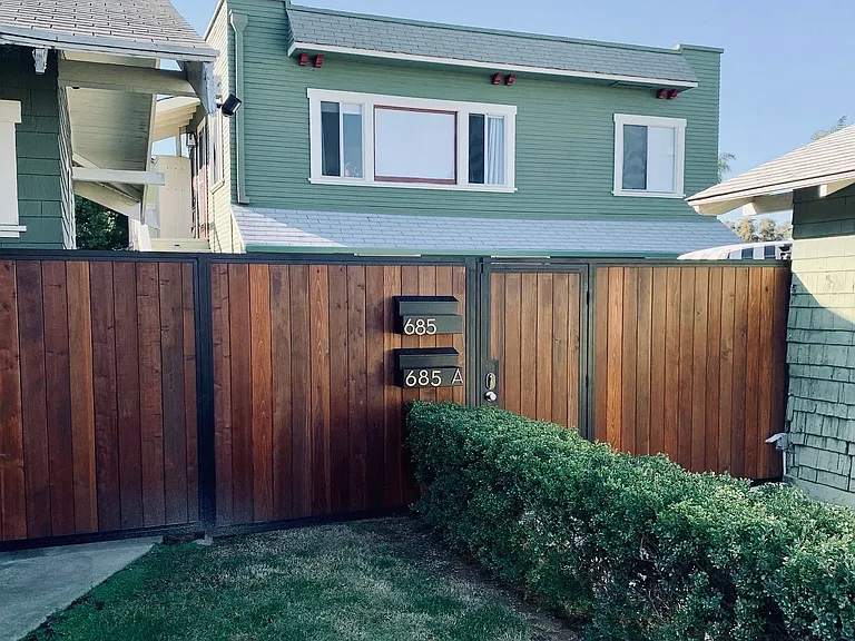 685 Coronado Ave — Photo 6
