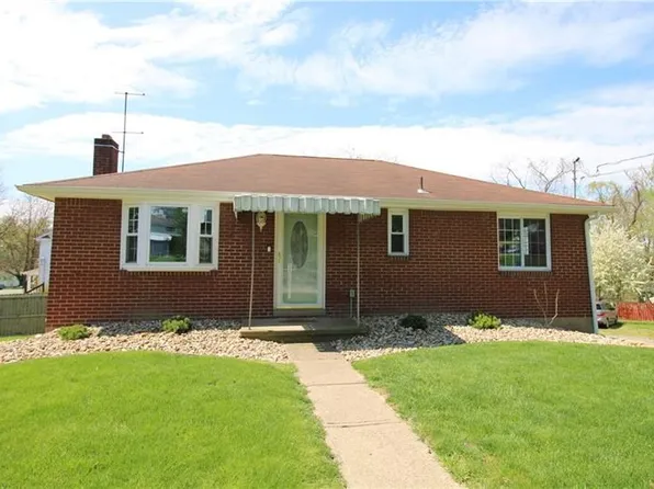 Valley View Dr, Irwin, PA 15642