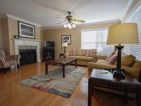 3rd image of 146 Roaring Fork Rd #Cottage300