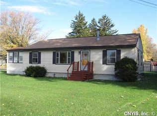 601 Franklin Park Dr, East Syracuse, NY 13057