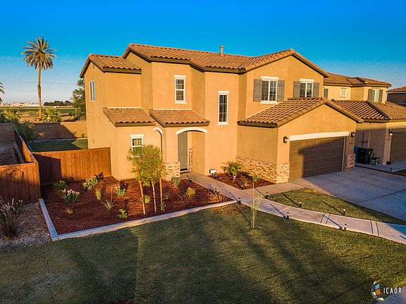 2nd image of 2544 Vista Del Mar Ln
