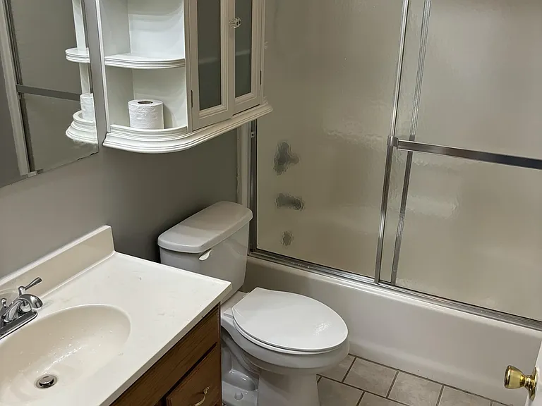 185 Millard Tilley Rd #B — Photo 8