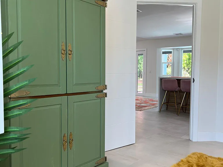 2212 N San Clemente Rd — Photo 25