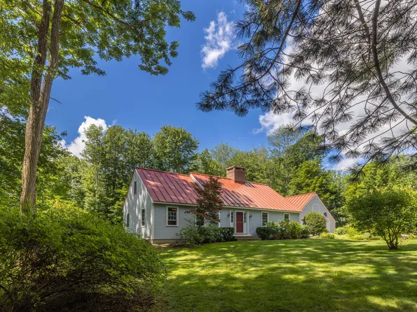 8 Rockbrook Drive, Camden, ME 04843