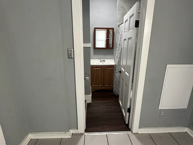 1336 E 8th St #1336 — Photo 4