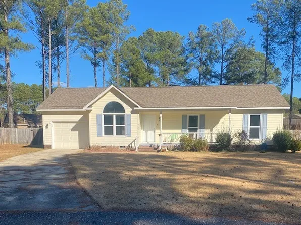 6695 Hanley Ct, Fayetteville, NC 28314