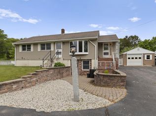 8 Sherwood Dr, Eliot, ME 03903