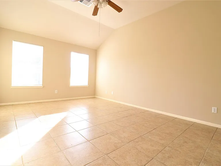 6803 Hayman Dr — Photo 3