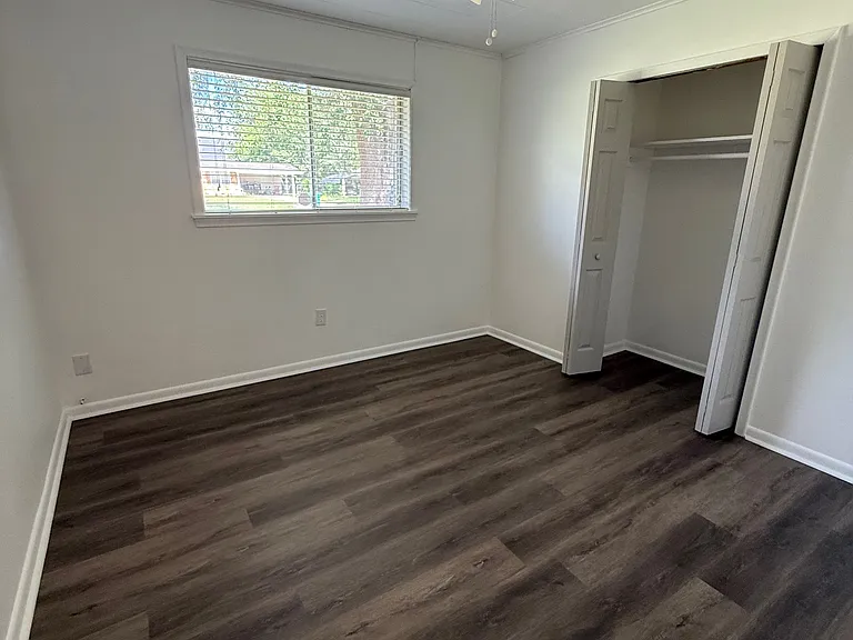 107 Sherry Dr — Photo 11