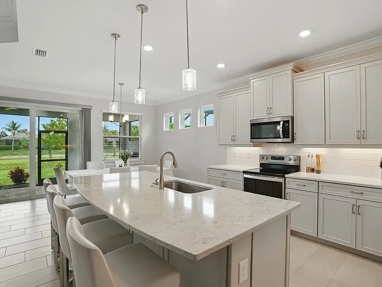 28165 Captiva Shell Loop — Photo 11