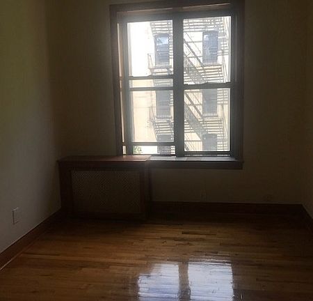 5th image of 507 W 144th St APT 4