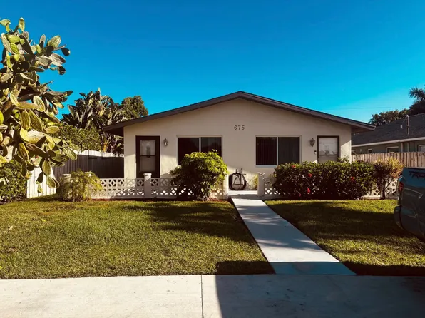 675 108th Ave N, Naples, FL 34108