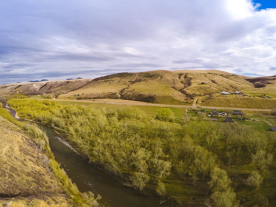 2nd image of 6644 Us Highway 89