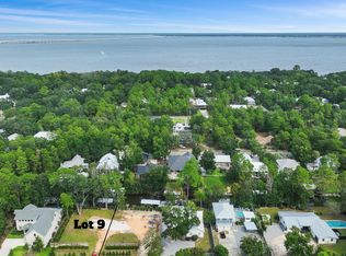 9 Ricker Ave, Pt Washington, FL 32459