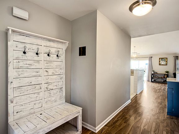 5th image of 226 Silk Oak Dr