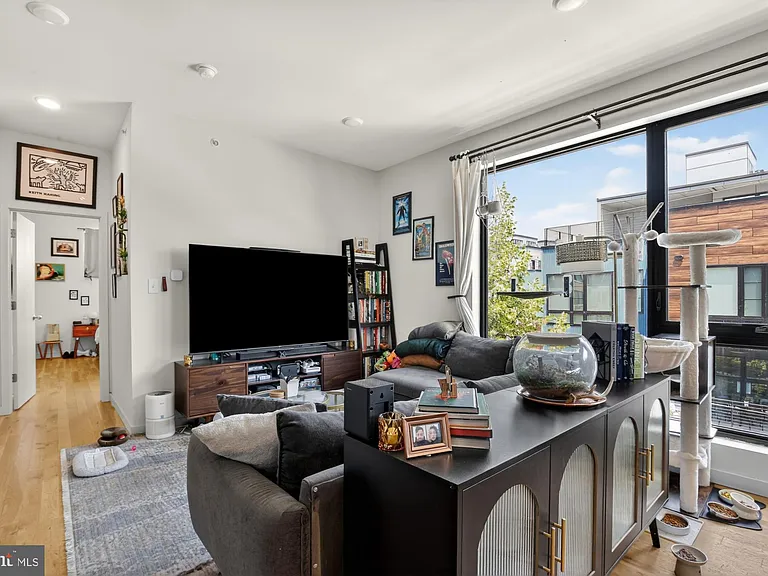 1737 N Howard St #3A — Photo 7