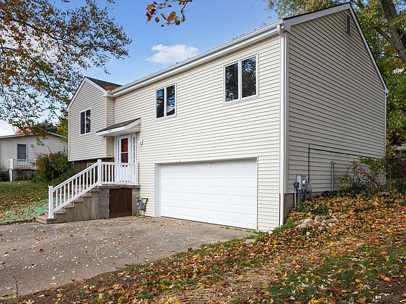 4th image of 1135 Autumn Dr