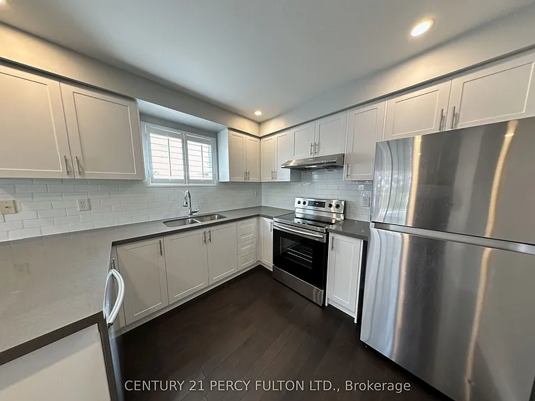 54 Rolling Acres Dr — Photo 17