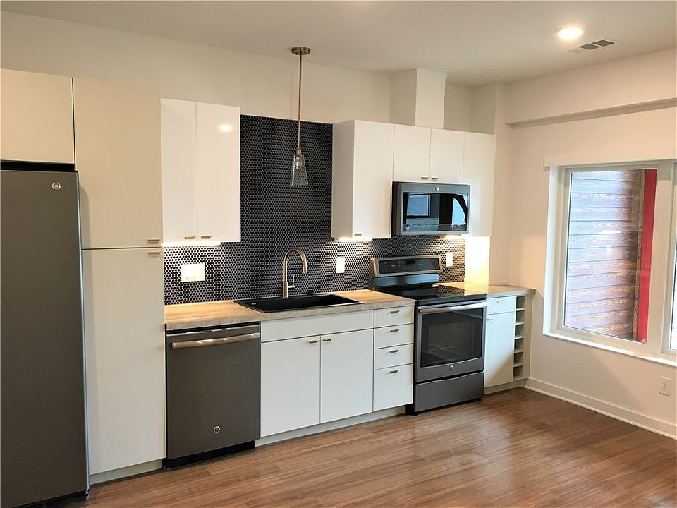 1st image of 4361 S Congress Ave Unit 211