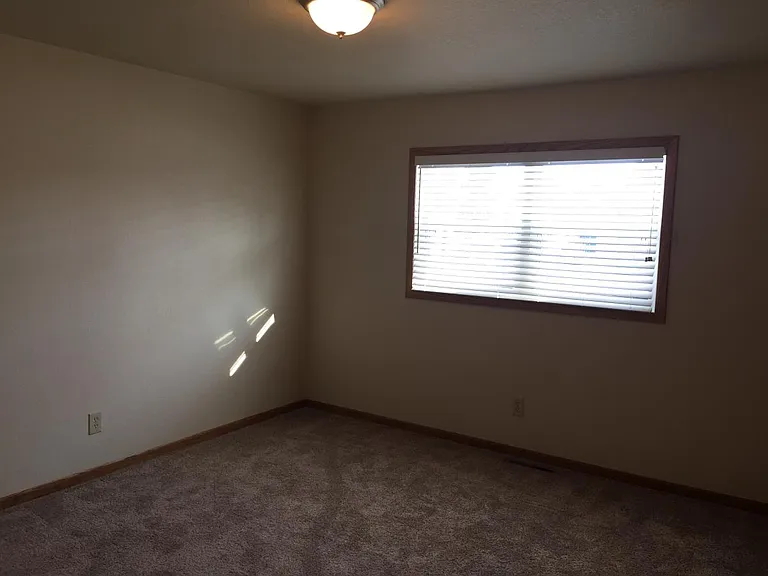 Bedroom #2 (upstairs) - (12' x 13')