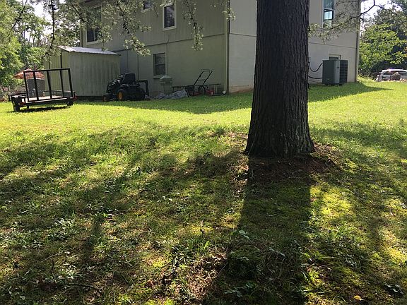 3rd image of 6304 Mill Creek Ln