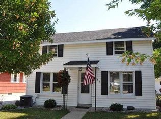 2084 Beulah Ave, East Troy, WI 53120