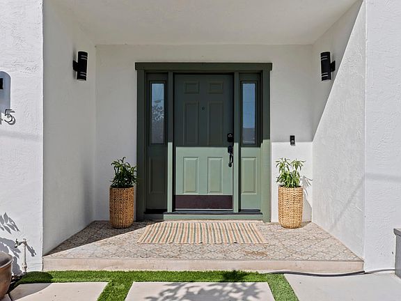 4th image of 845 Sunrise Ave