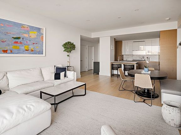 4th image of 380 Harrison Ave #Penthouse 2h