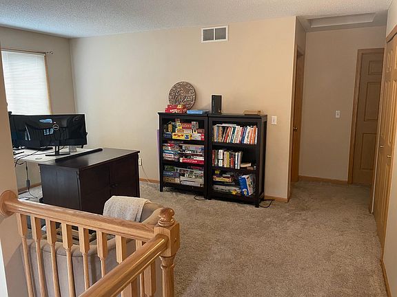 5th image of 3210 Juniper Cir