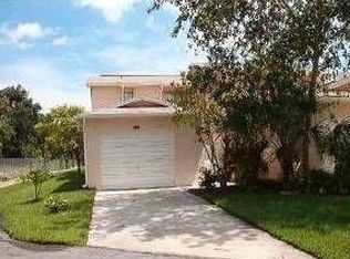 201 Creek Ct #4-2, Rockledge, FL 32955
