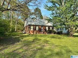 919 Creek Trl, Anniston, AL 36206
