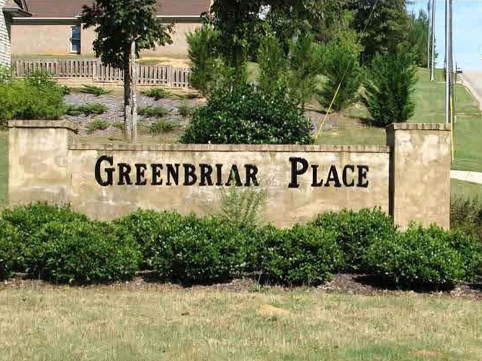 1st image of 125 Greenbriar Pl #7-11