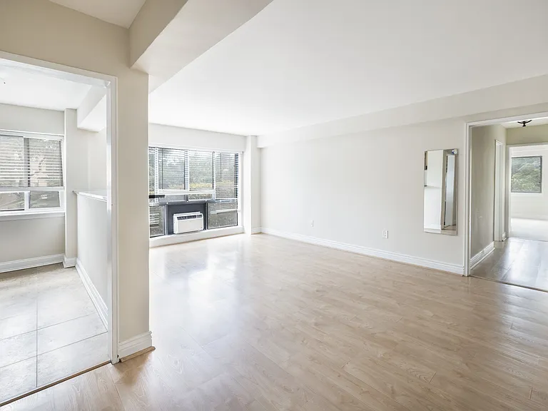 3901 Tunlaw Rd NW #204-1 — Photo 4