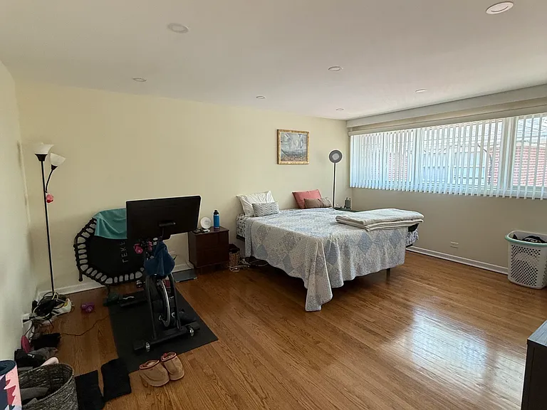 370 Park Ave #E — Photo 10
