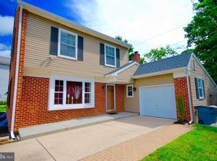 36 Sunset Dr, Clementon, NJ 08021