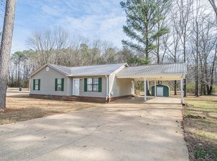 1951 Park Dr, Corinth, MS 38834